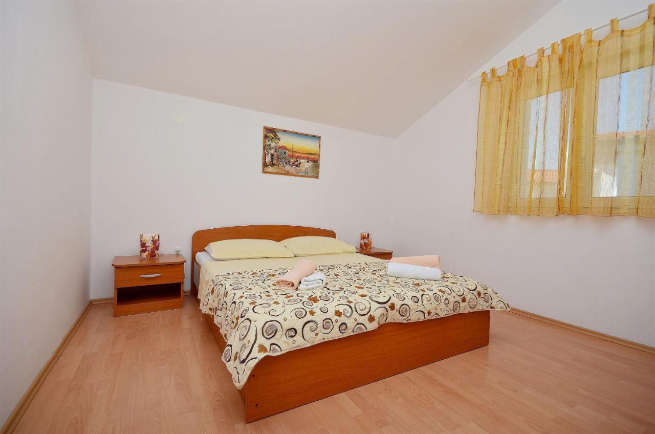 Apartments Sime Vodice Eksteriør bilde